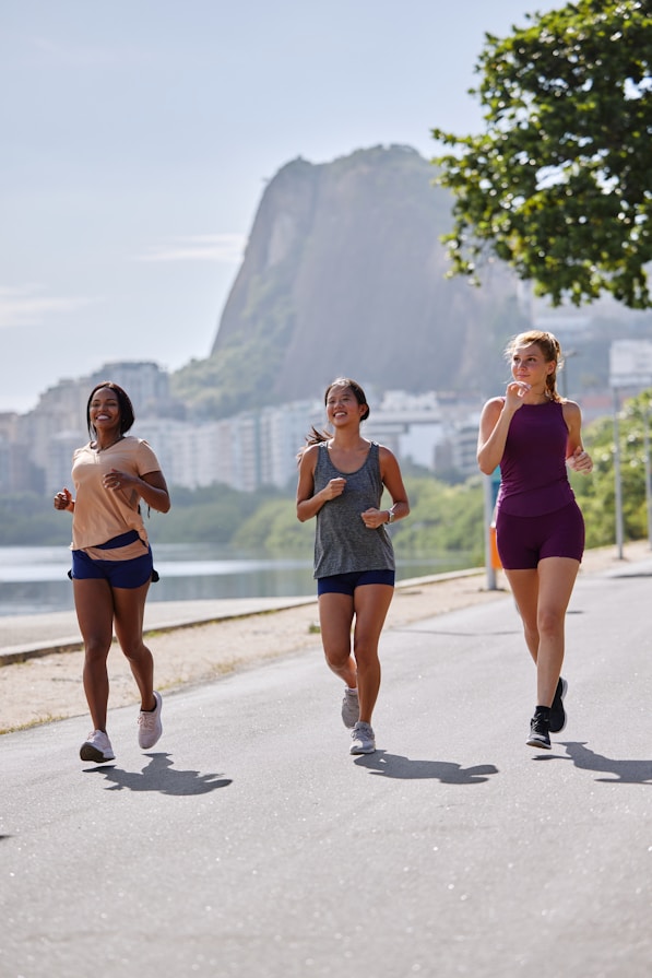 A Thrilling Peak Performance Run Through the Alps